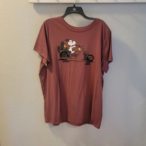 Torrid – Graphic T-Shirt with Snoopy.  Never Worn.